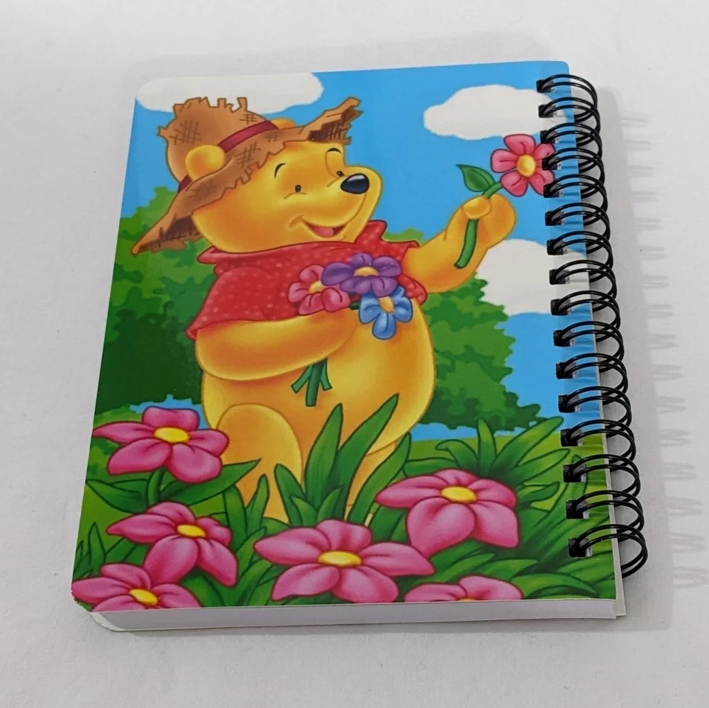 Disney Winnie The Pooh Small Spiral Notebook, NEW